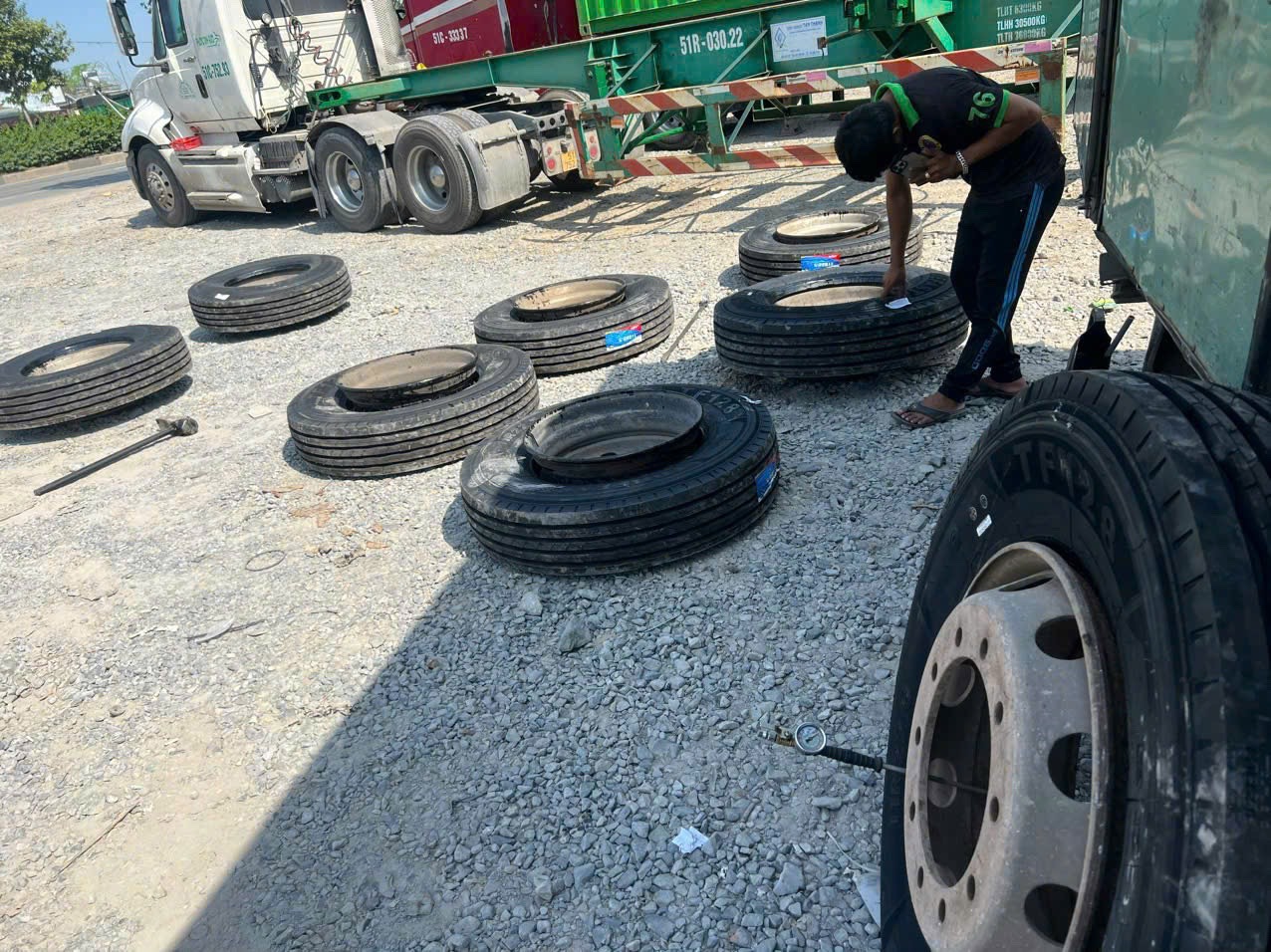 Vá Vỏ Xe Lưu Động Bình Dương